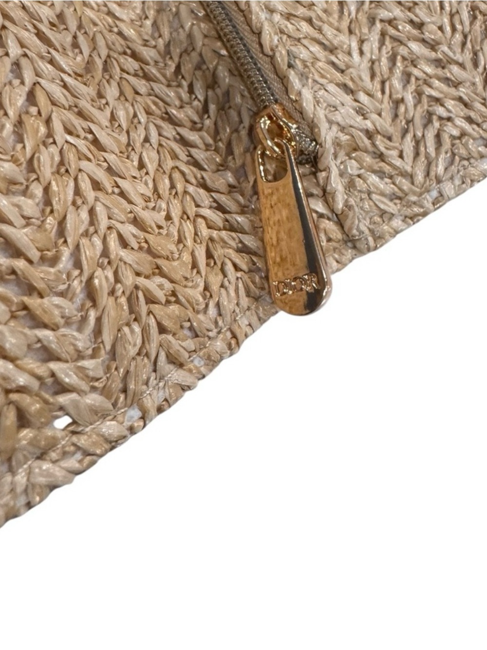 Dior limited edition 2023 raffia clutch - Picture 3 of 7